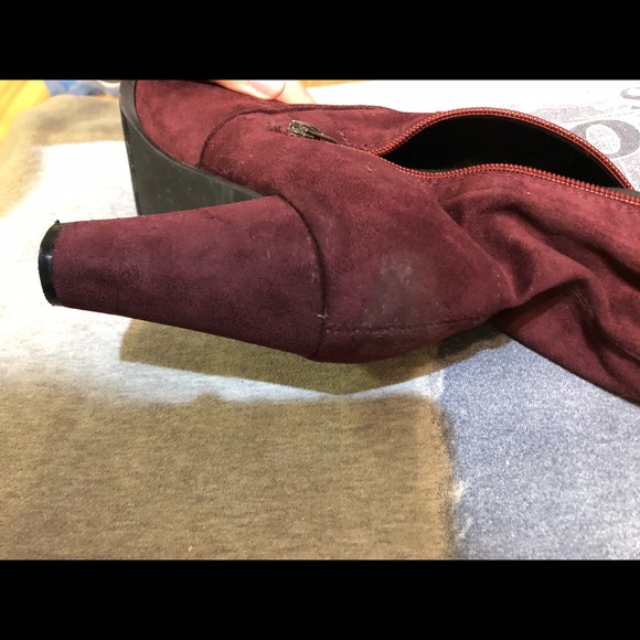 Over the knee suede boots - Picture 3 of 7